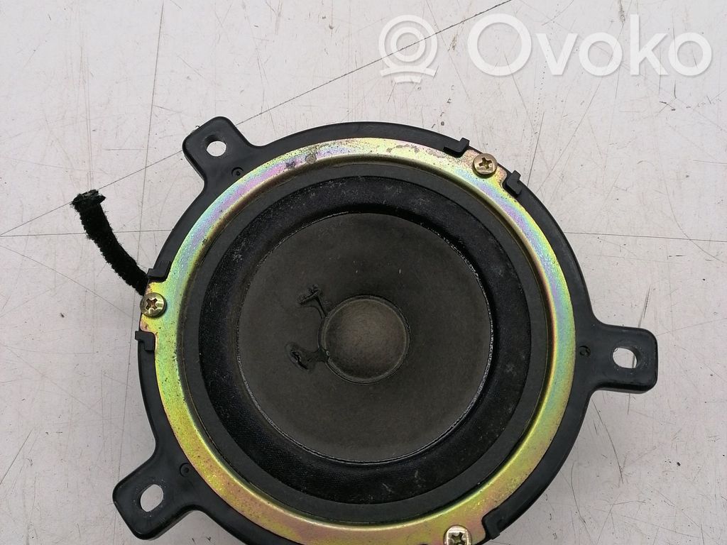 Saab 9-5 Altavoz de la puerta trasera 