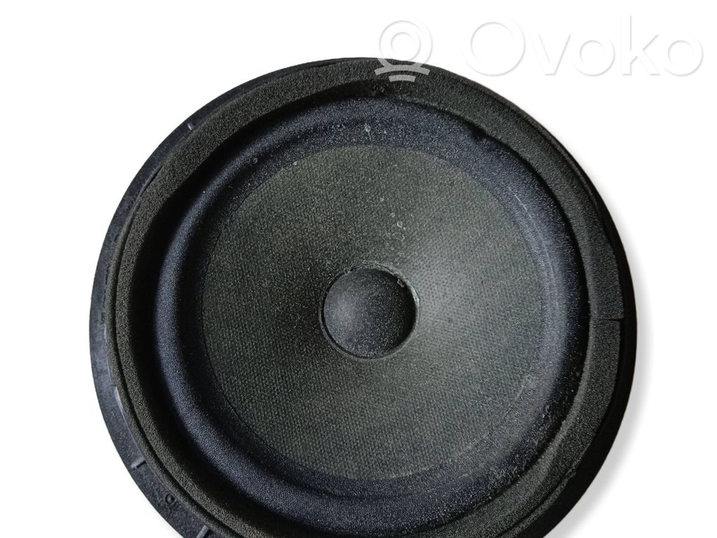 Suzuki Swift I Rear door speaker 