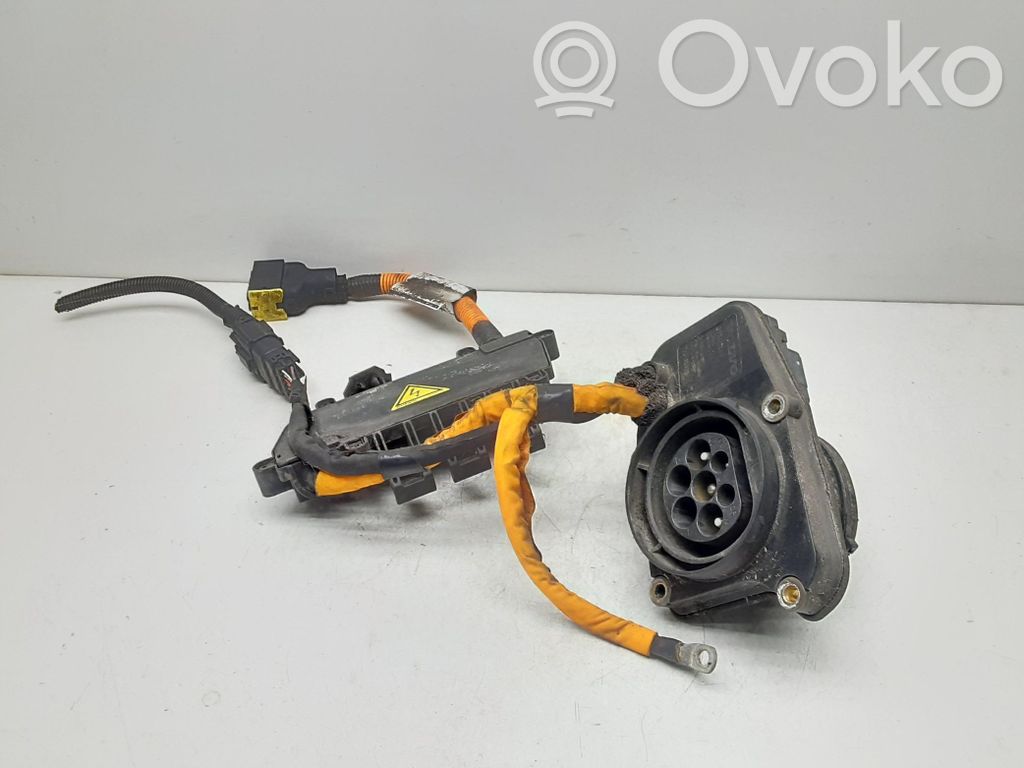 Volvo V60 Electric car charge socket 