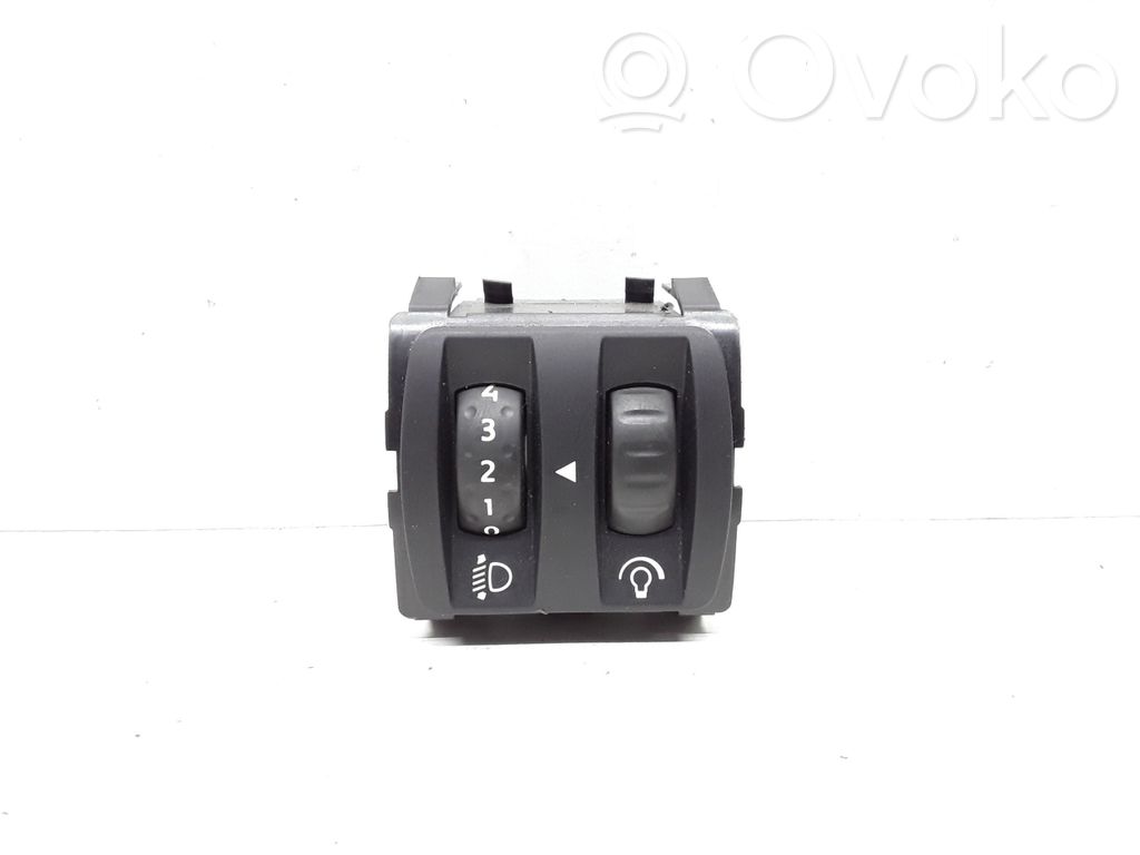 Renault Captur Headlight level height control switch 