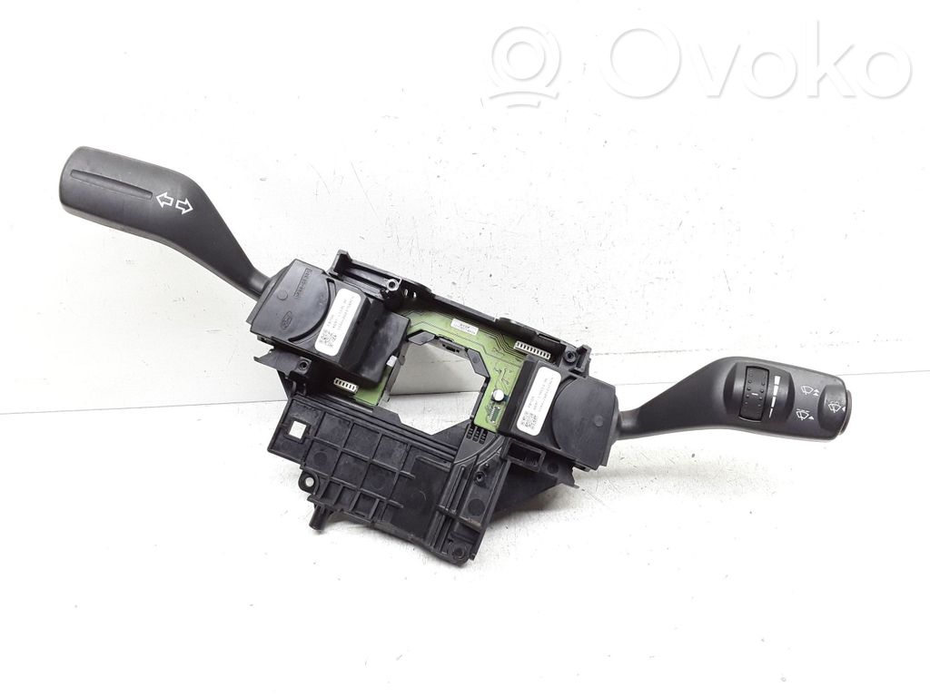 Ford Mondeo MK IV Pyyhkimen/suuntavilkun vipukytkin 