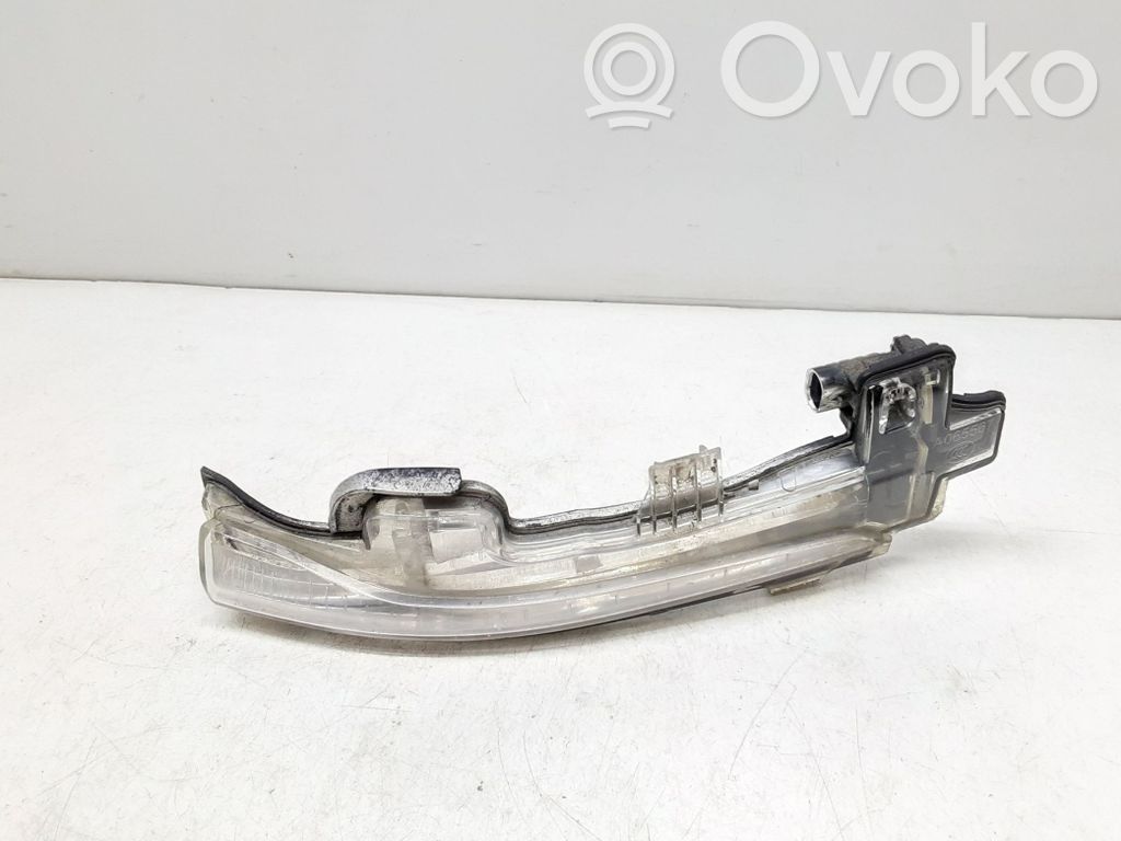 Volvo V60 Mirror indicator light 