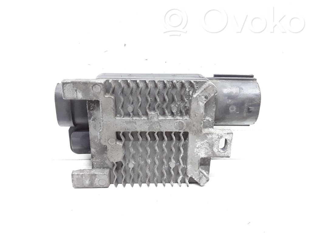 Ford Kuga I Coolant fan relay 