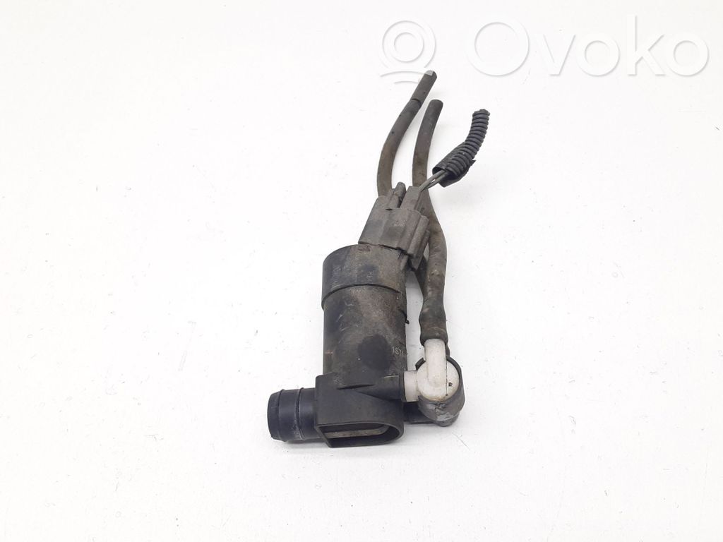 Ford Mondeo MK IV Windscreen/windshield washer pump 