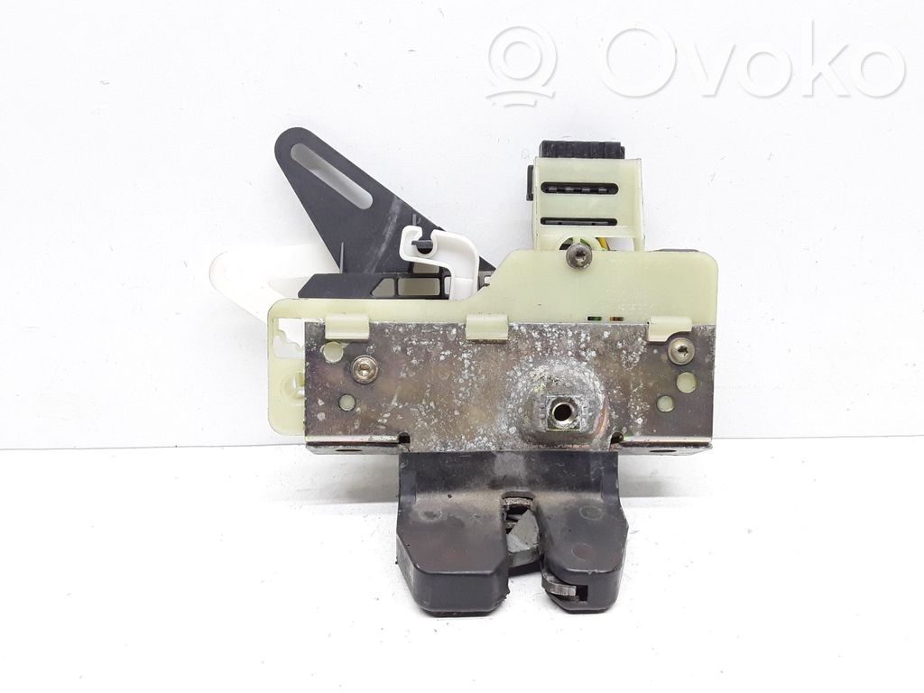 Volvo V70 Tailgate/trunk/boot lock/catch/latch 