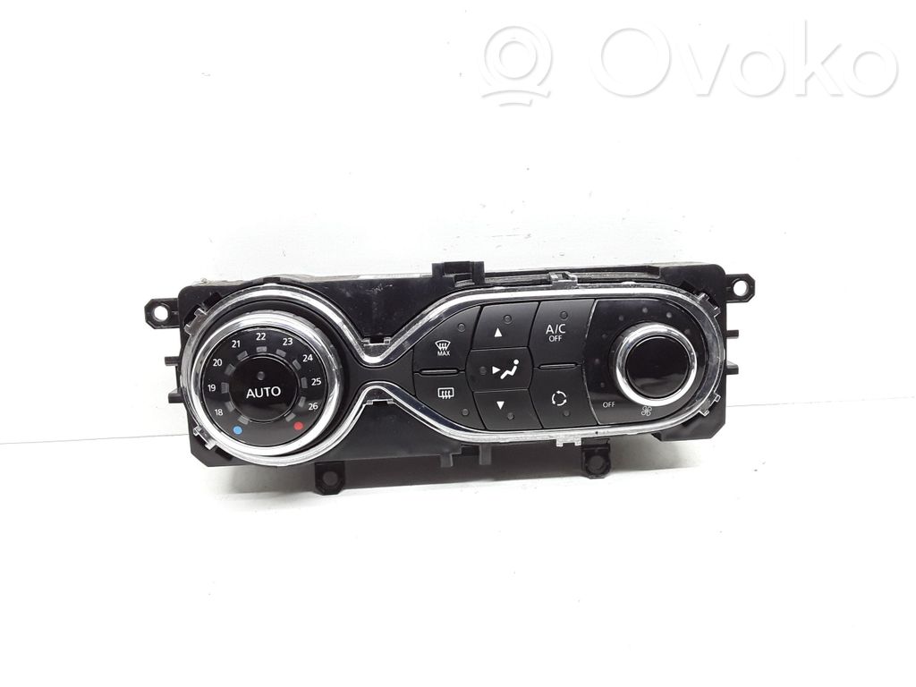 Renault Captur Climate control unit 