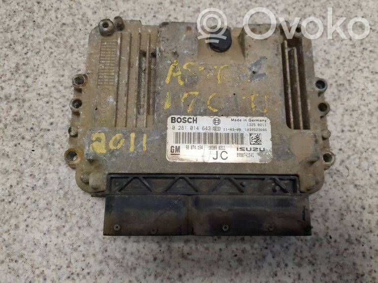 Skoda Octavia Mk2 (1Z) Engine control unit/module 