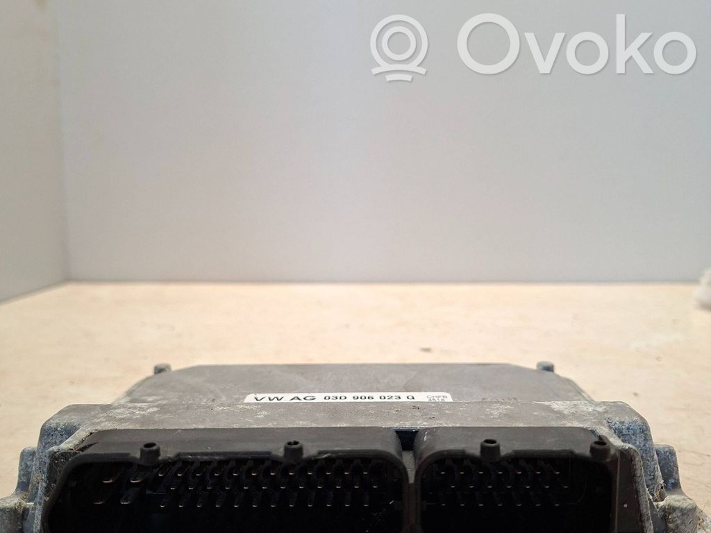 Volkswagen Polo IV 9N3 Engine control unit/module 