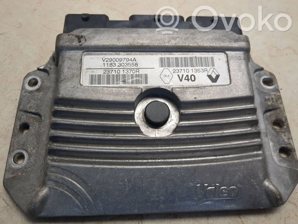 Renault Megane III Engine control unit/module 