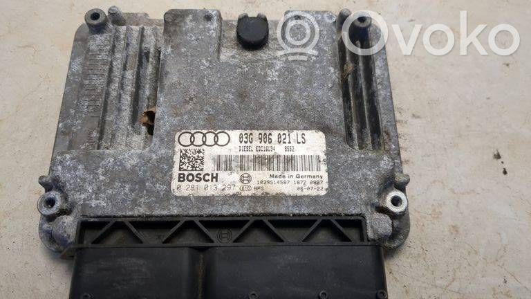 Audi A3 S3 A3 Sportback 8P Engine control unit/module 