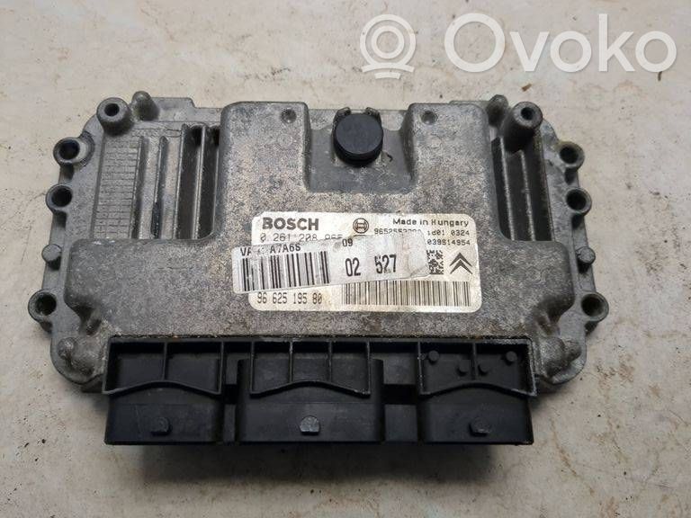 Peugeot 207 Engine control unit/module 