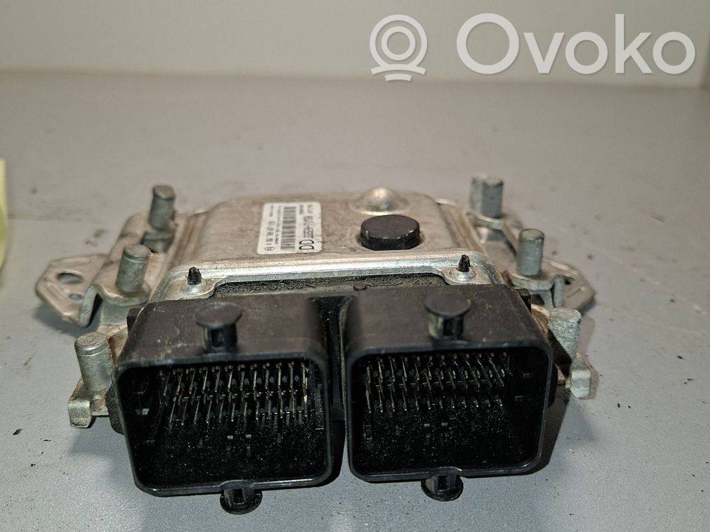 Suzuki Alto Engine control unit/module 
