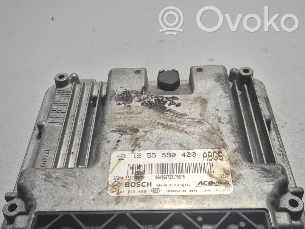 Opel Zafira B Engine control unit/module 