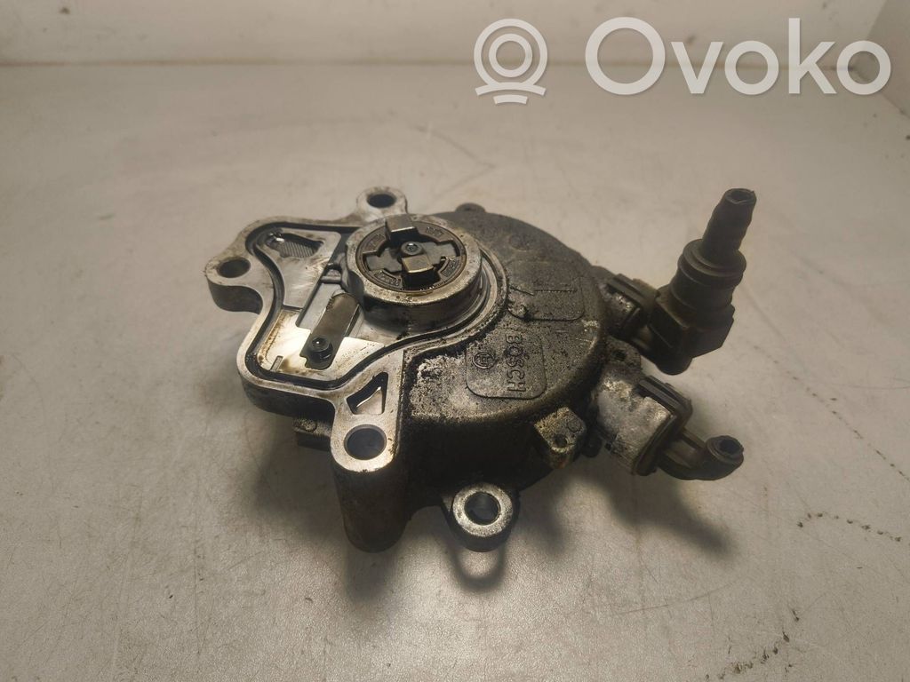 Land Rover Discovery 3 - LR3 Vacuum pump 