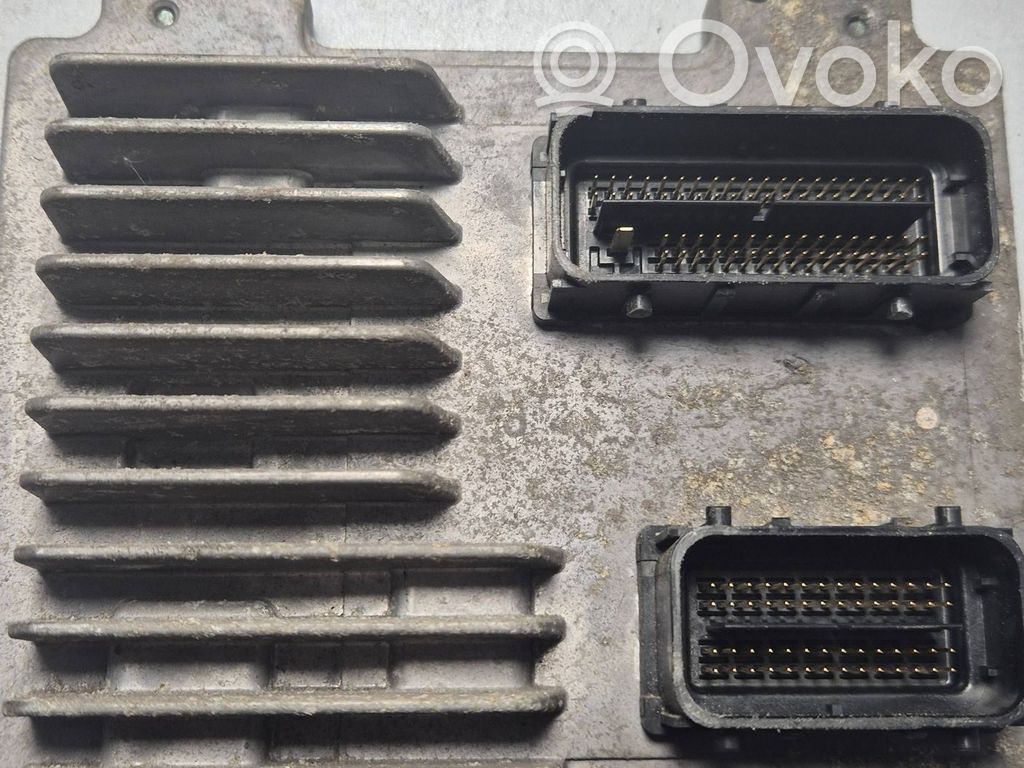 Opel Insignia A Engine control unit/module 