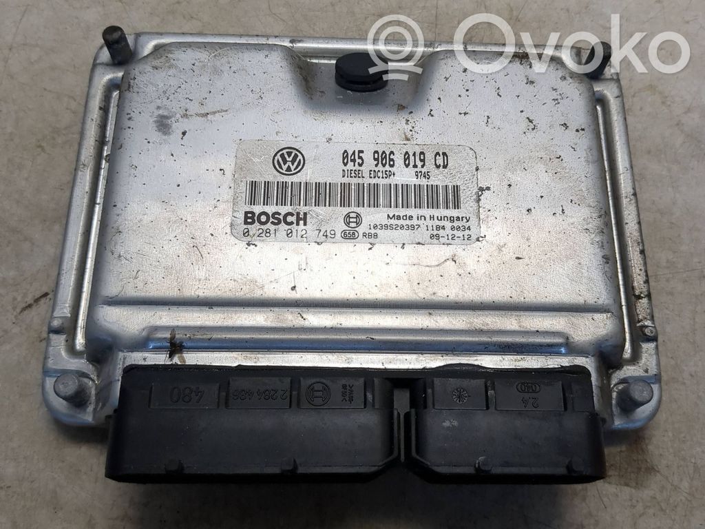 Skoda Fabia Mk2 (5J) Engine control unit/module 