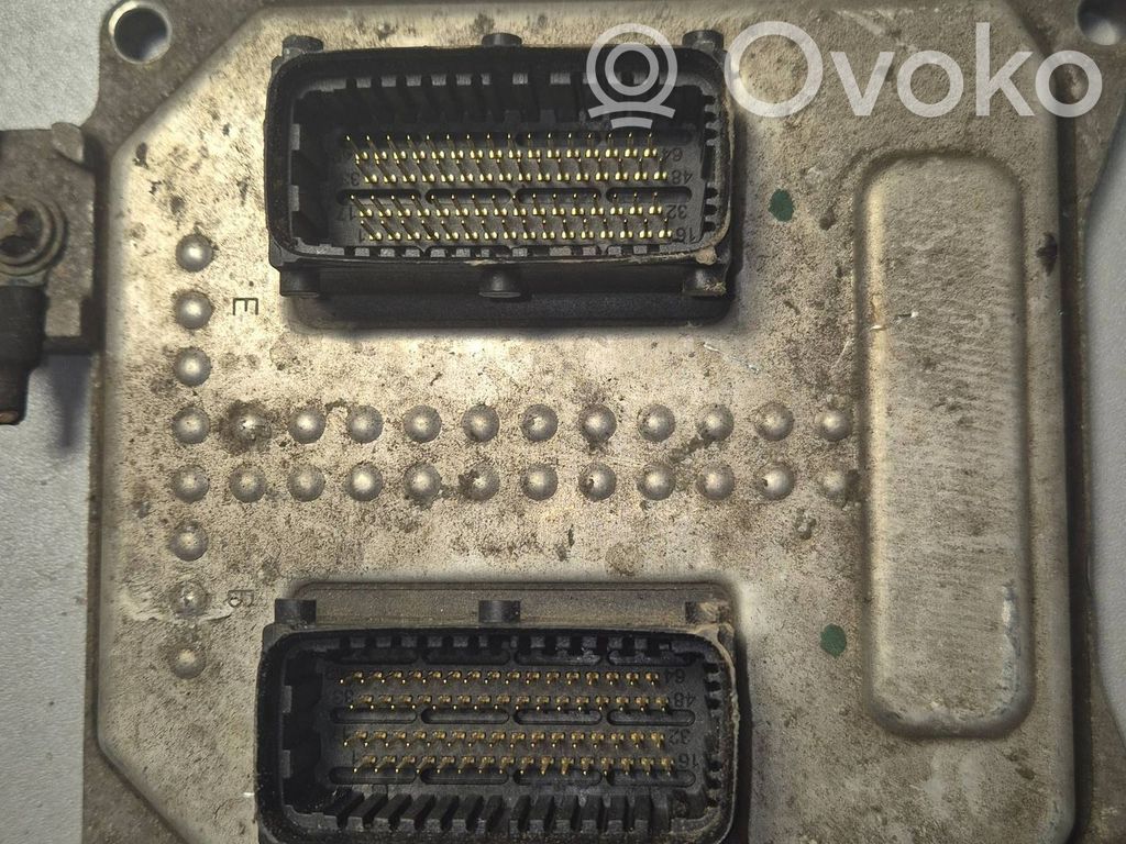 Opel Zafira B Engine control unit/module 
