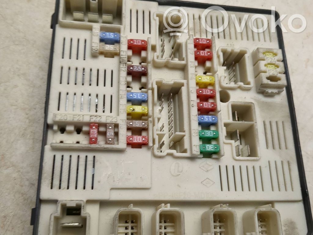 Renault Laguna III Fuse module 