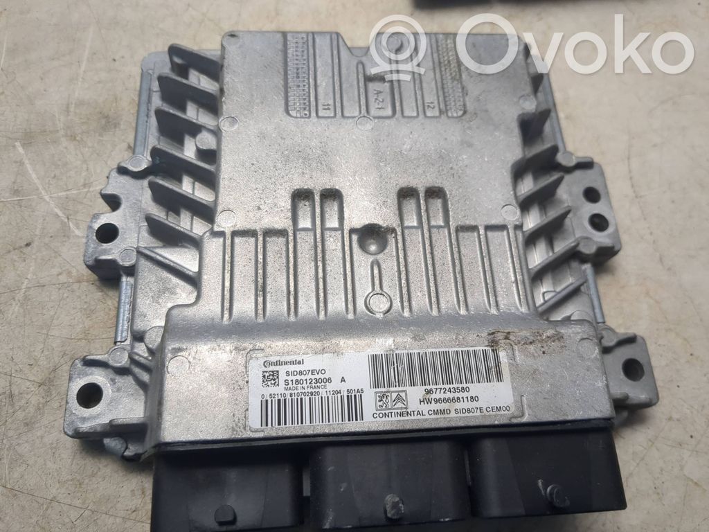 Peugeot 3008 I Engine control unit/module 