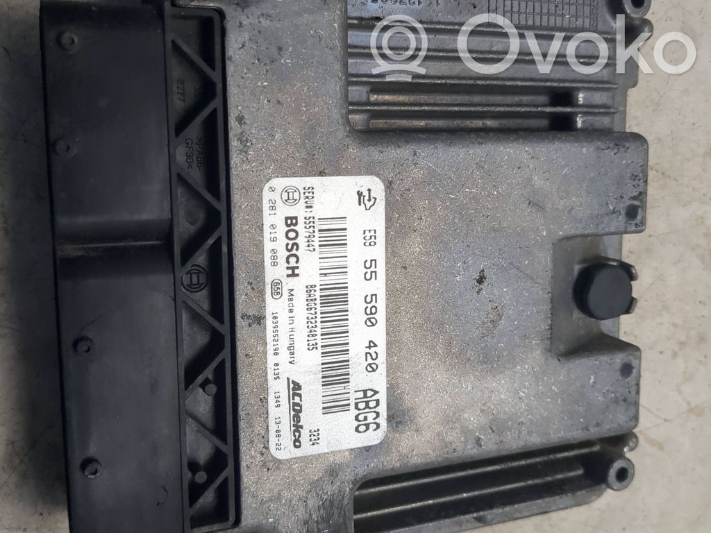 Opel Meriva B Engine control unit/module 