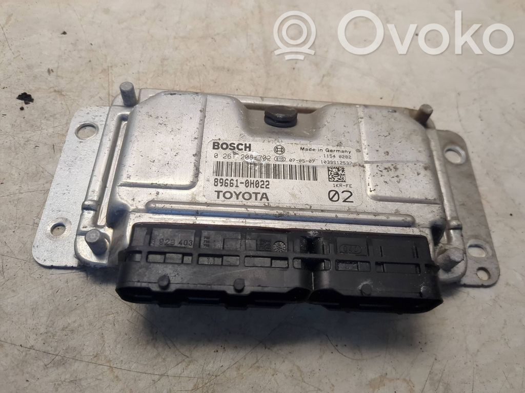 Toyota Aygo AB10 Engine control unit/module 