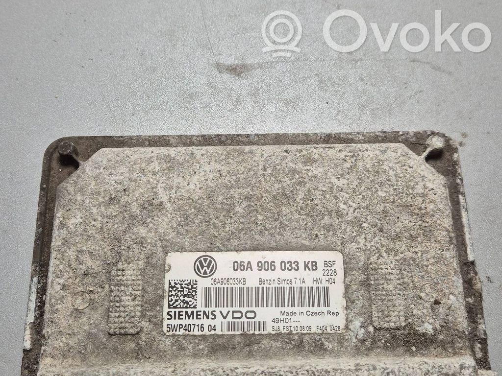 Skoda Octavia Mk2 (1Z) Engine control unit/module 