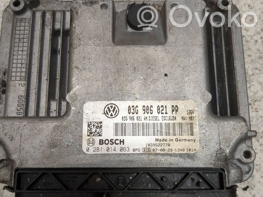 Volkswagen PASSAT B5.5 Engine control unit/module 