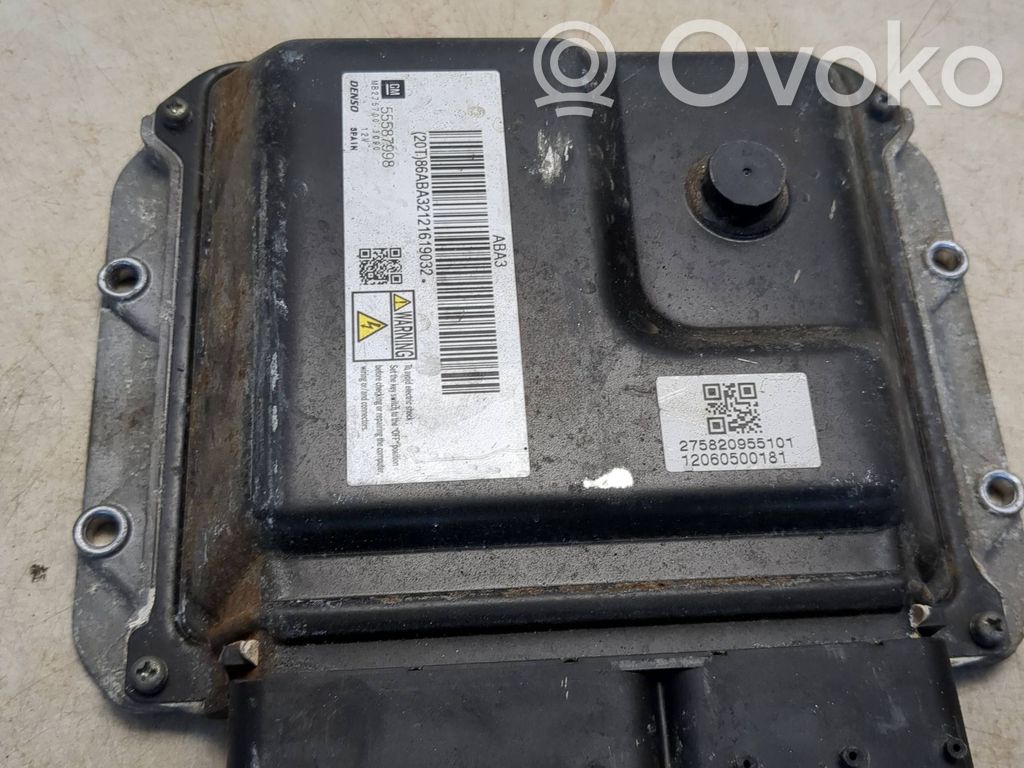 Opel Astra J Engine control unit/module 