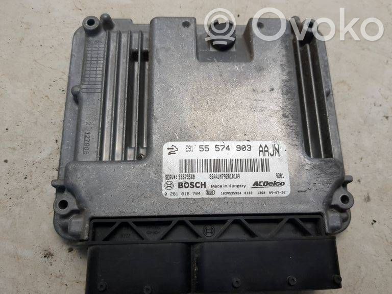 Opel Insignia A Engine control unit/module 