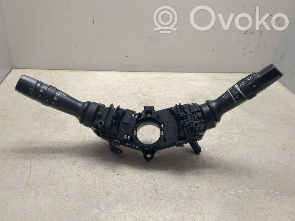KIA Sportage Wiper turn signal indicator stalk/switch 