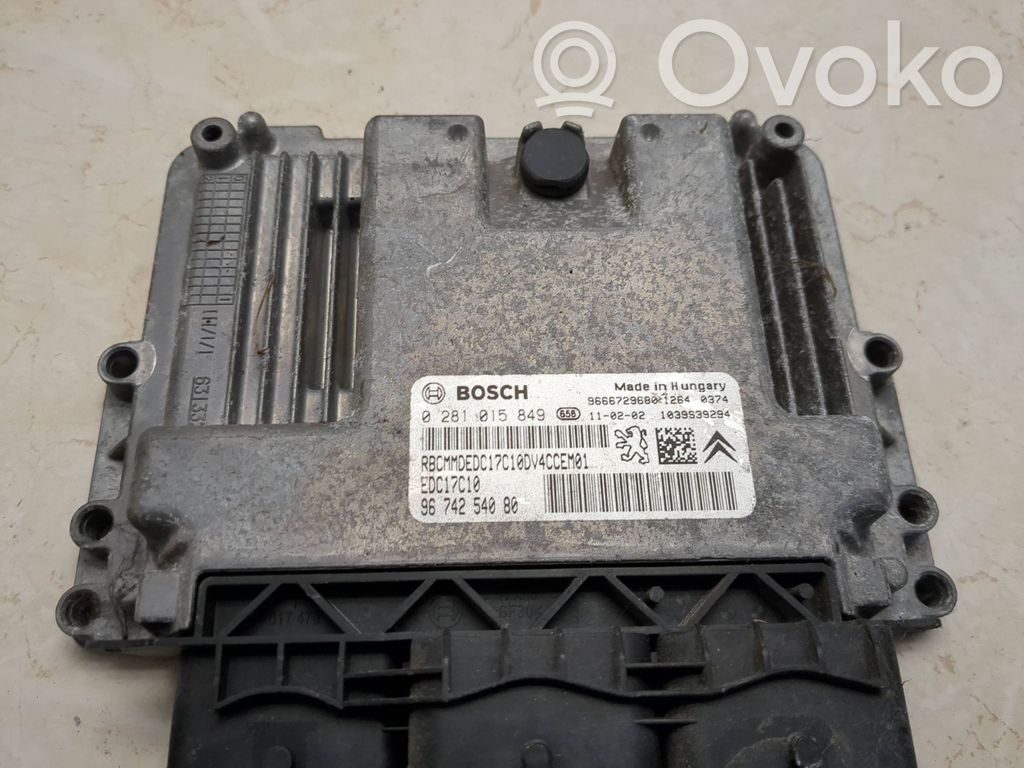Peugeot 207 Engine control unit/module 
