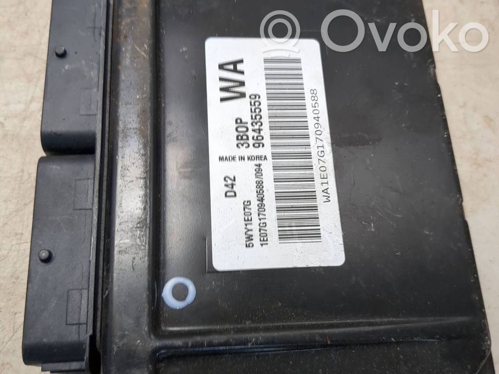 Chevrolet Aveo Engine control unit/module 