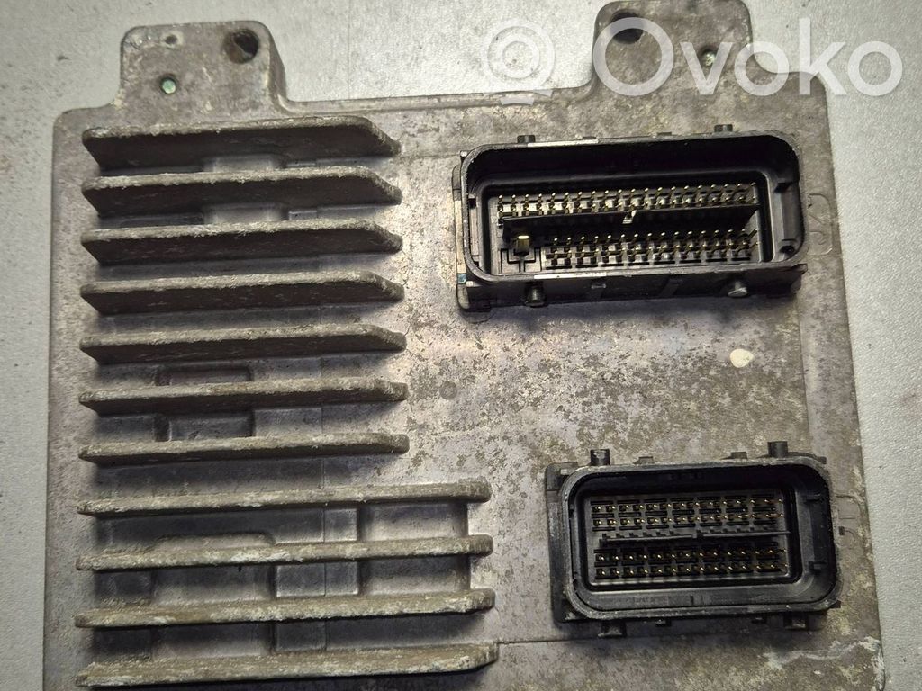 Opel Meriva B Engine control unit/module 