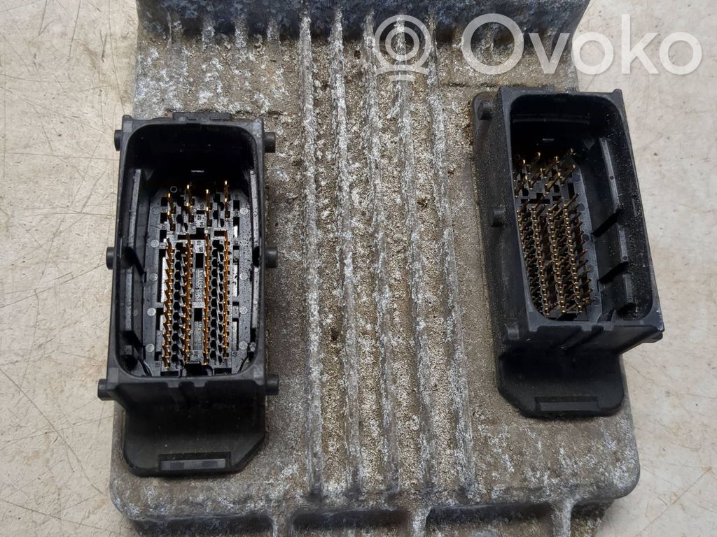 Opel Combo C Engine control unit/module 
