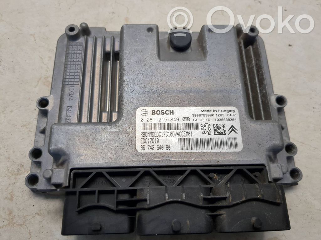 Peugeot 207 Engine control unit/module 