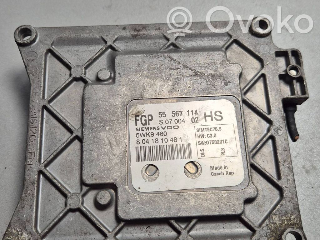 Opel Zafira B Engine control unit/module 