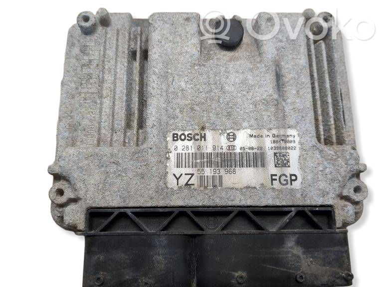 Opel Vectra C Engine control unit/module 