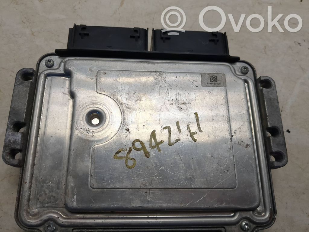 Ford Fiesta Engine control unit/module 