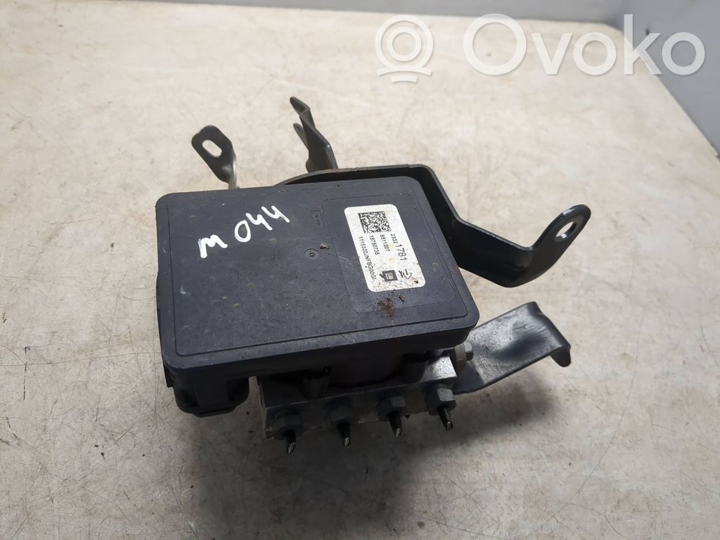 Opel Insignia A ABS Blokas 