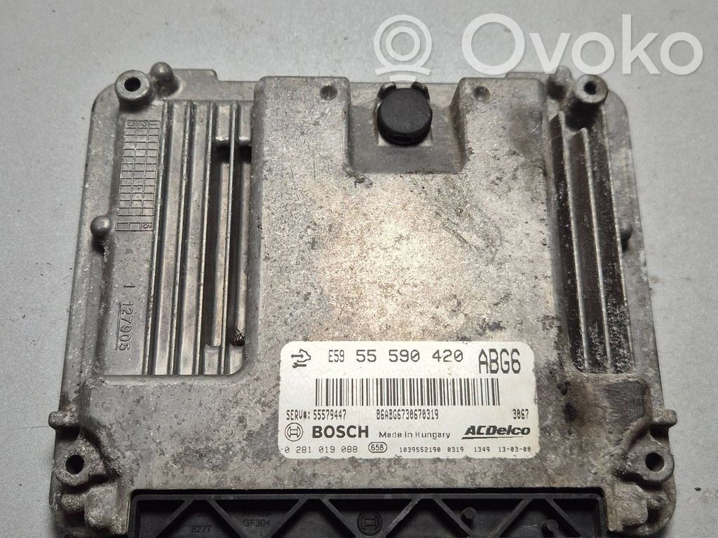 Opel Zafira B Engine control unit/module 