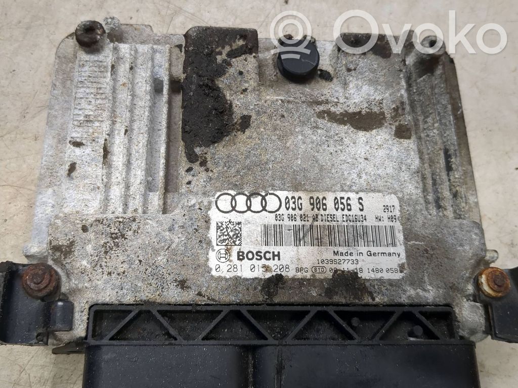 Volkswagen PASSAT B6 Engine control unit/module 