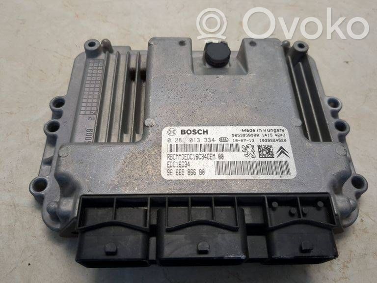 Peugeot 5008 Engine control unit/module 