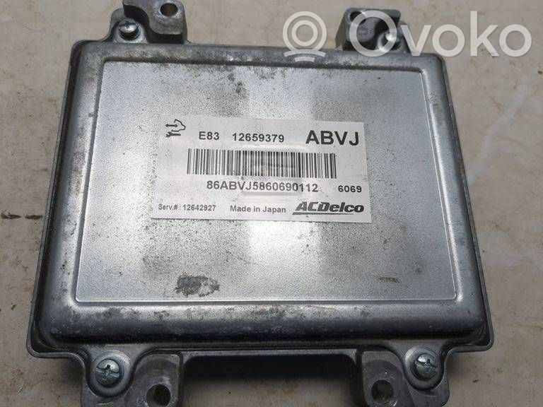 Opel Meriva B Engine control unit/module 