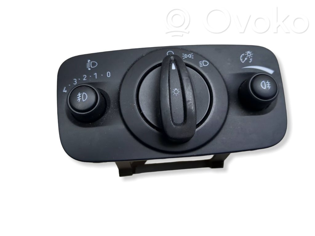 Ford Kuga II Light switch 