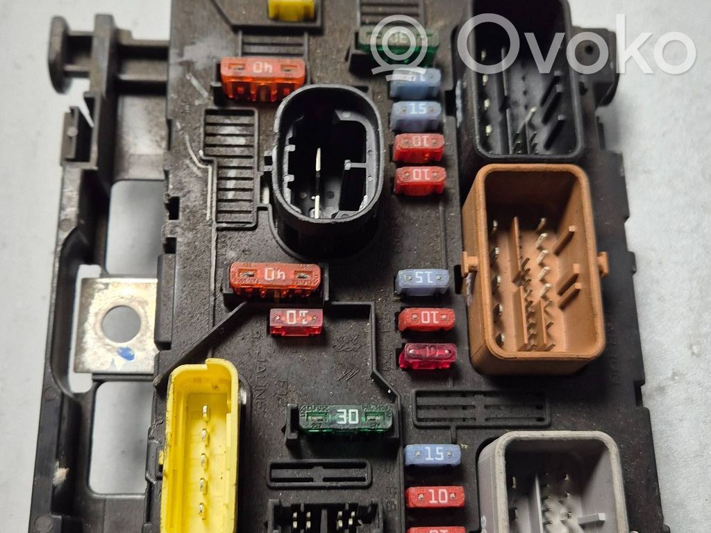 Ford Fiesta Sulakemoduuli 