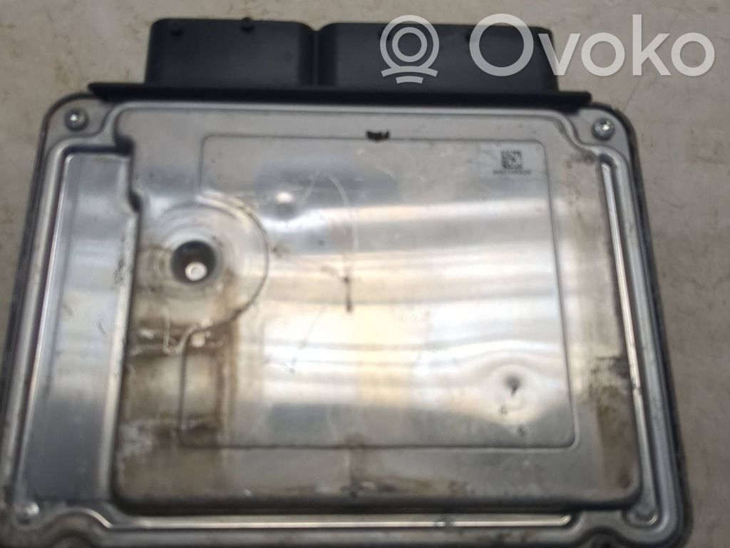 Skoda Superb B6 (3T) Engine control unit/module 