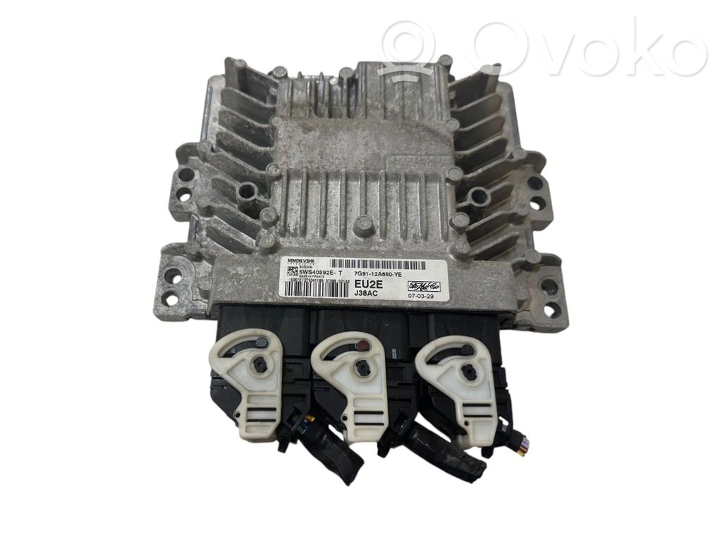 Ford Mondeo MK IV Engine control unit/module 
