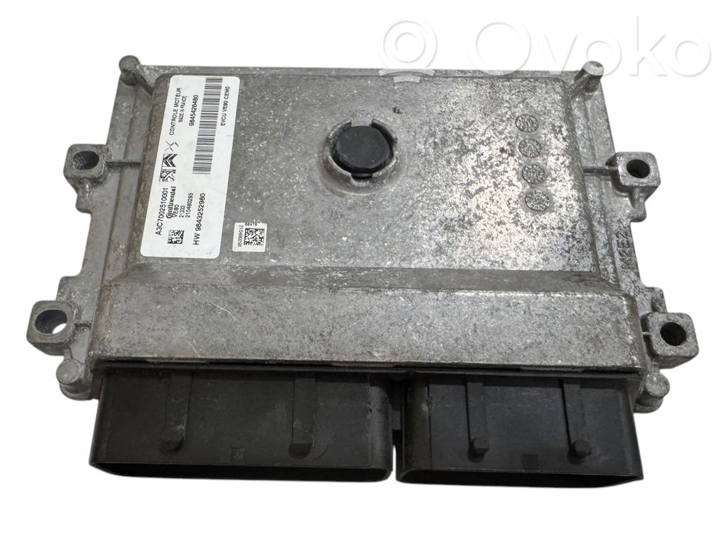 Opel Corsa F Engine control unit/module 