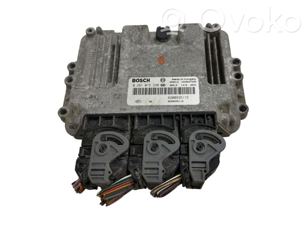 Opel Vivaro Engine control unit/module 
