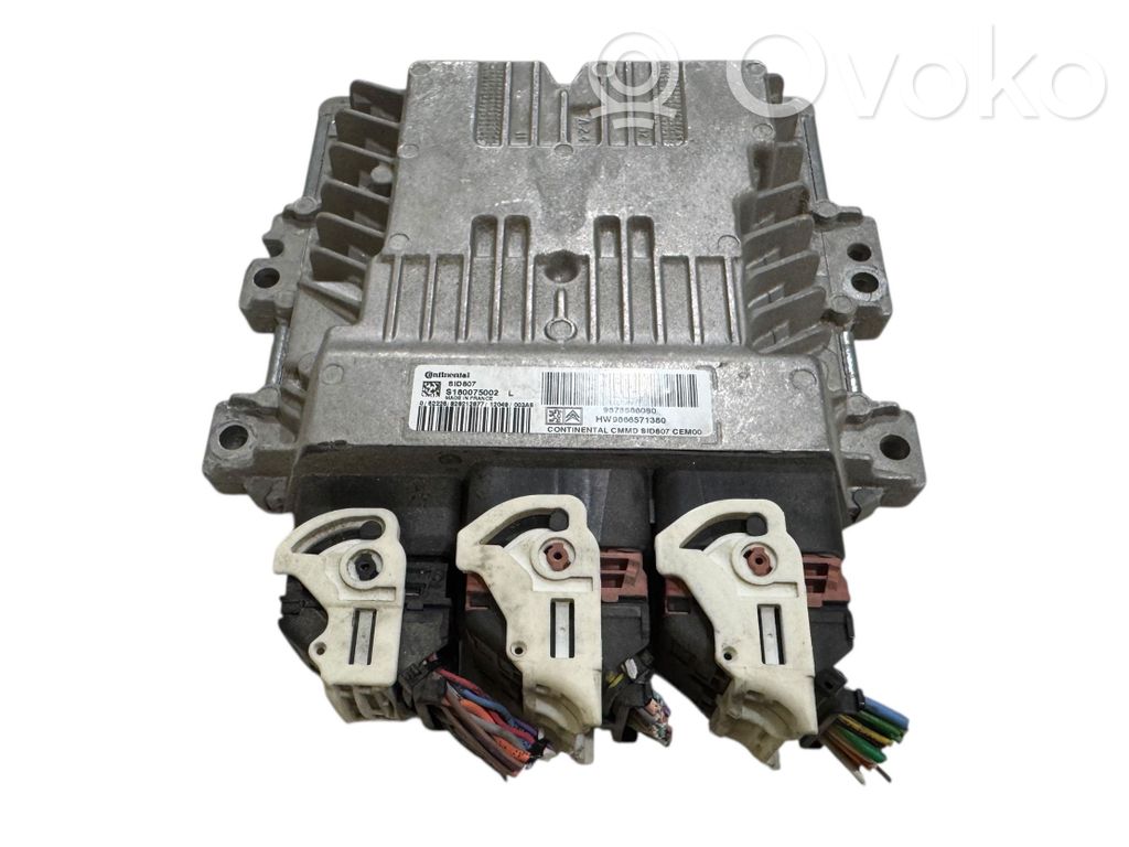 Peugeot 3008 I Engine control unit/module 